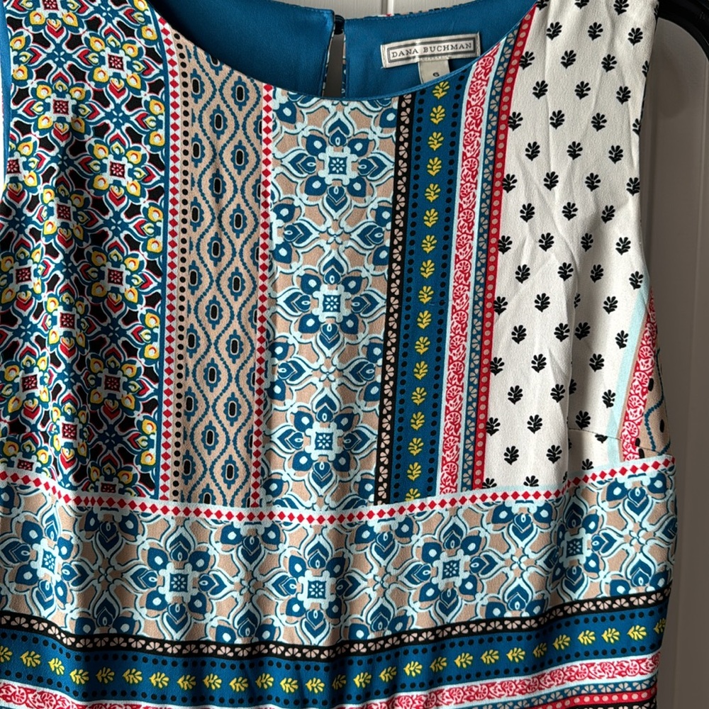 Dress - Picture 2 of 3